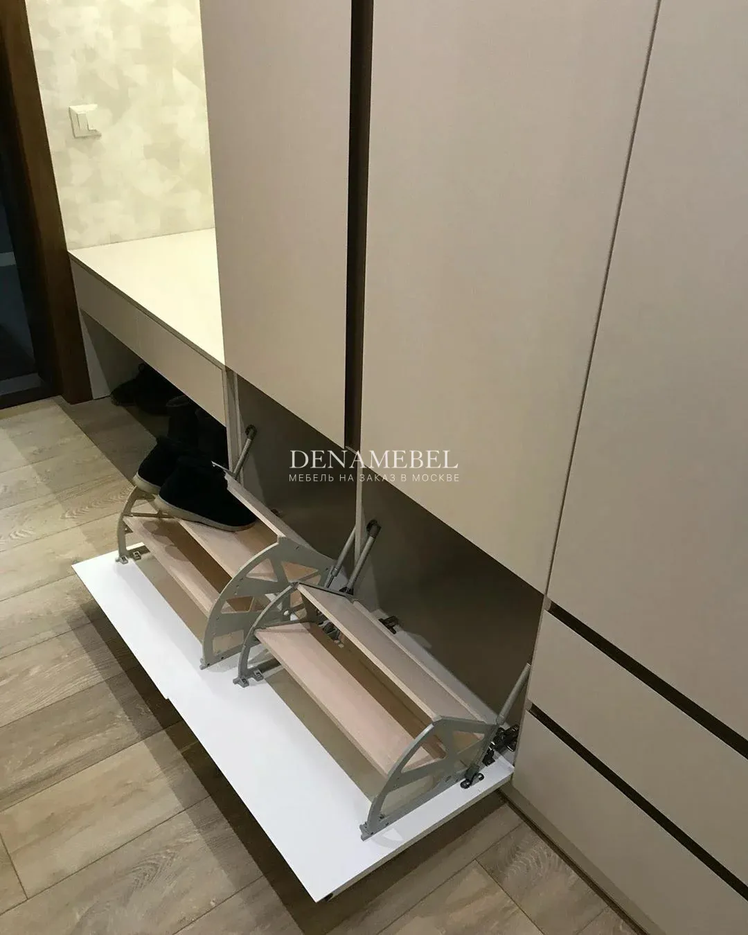 Встроенный шкаф Ровный Зефалис